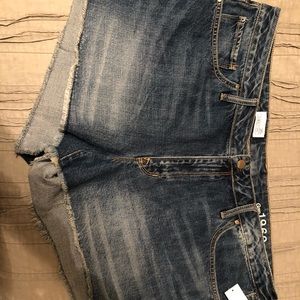 Gap shorts size 35 r